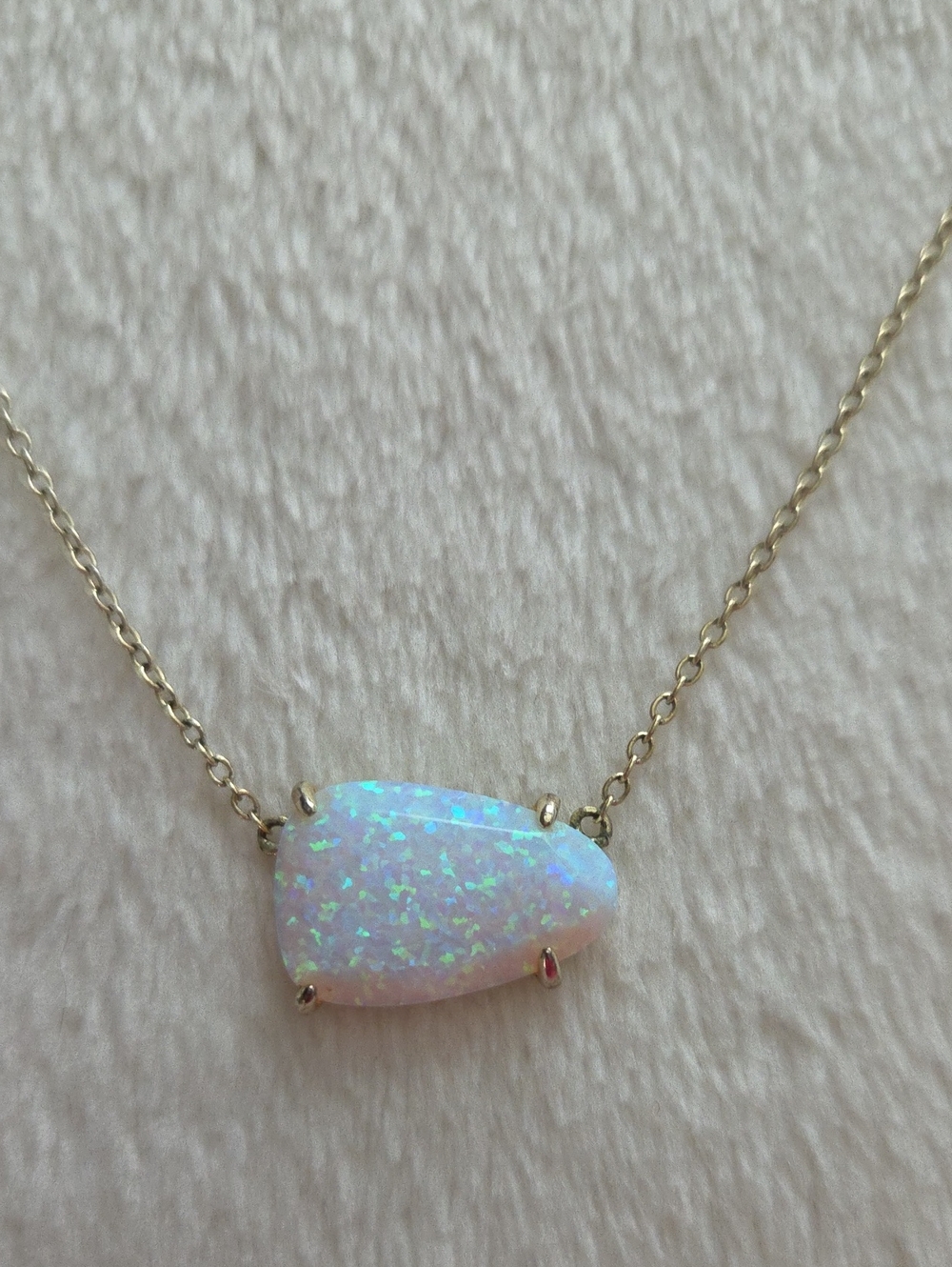 Kendra Scott White Kyocera Opal Isla Gold Necklace Rare Hard To Find